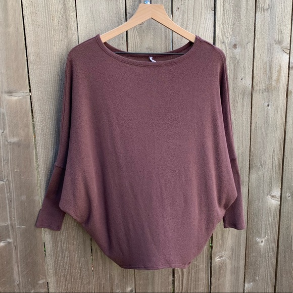 Lulus Tops - Lulu’s dolman sleeve sweater